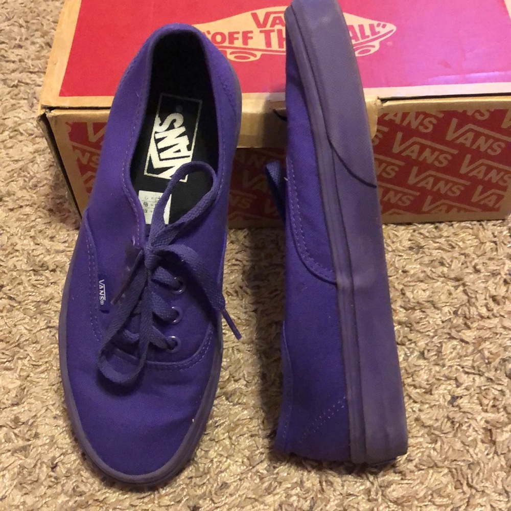 Vans - Picture 4 of 4